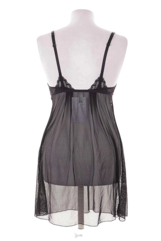 Elegancka Czarna Koszulka Nocna z Koronką Babydoll