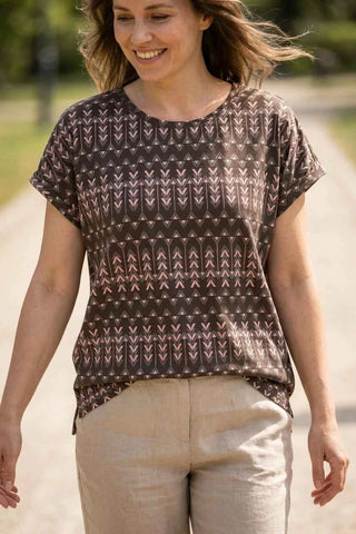 T-shirt damski we wzór geometryczny - Zielony