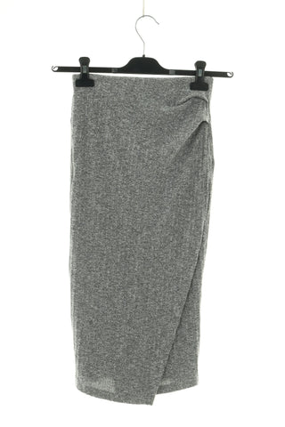 Sivá sukňa